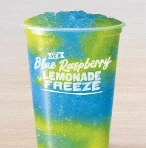 New Taco Bell Blue Raspberry Lemonade Freeze Is Amazing! - Food Rankers