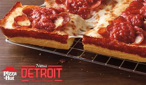 Pizza Hut Detroit-Style Pizza Review