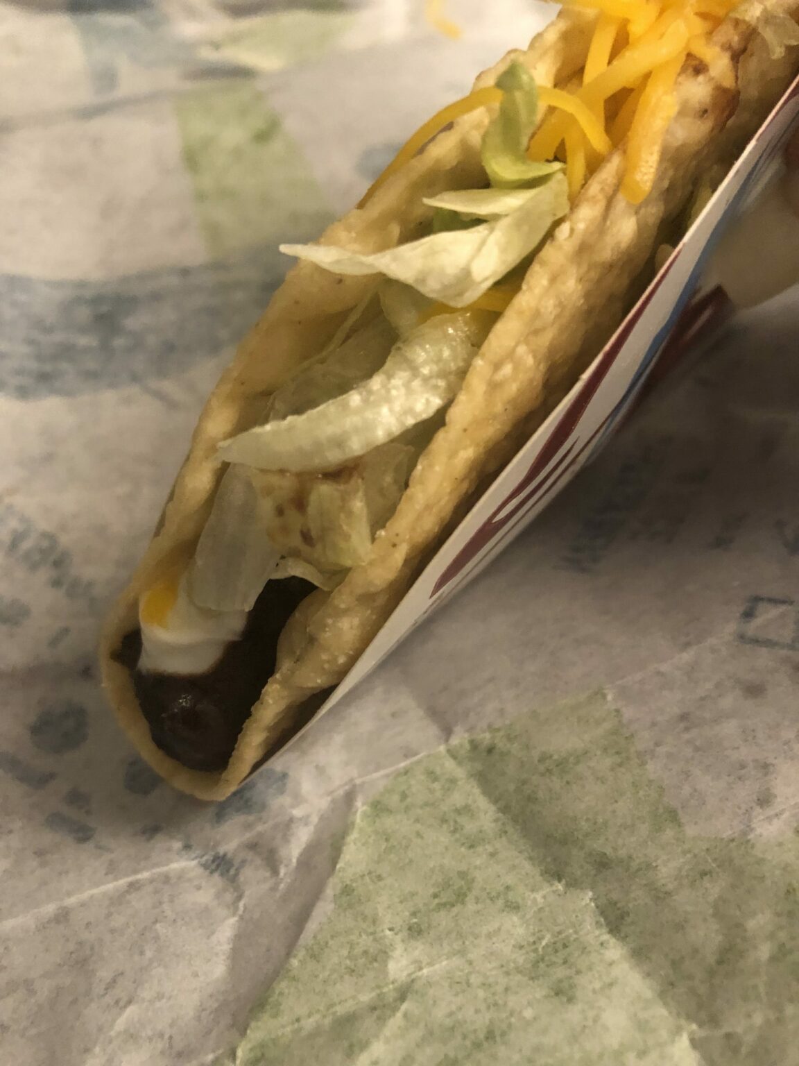 Taco Bell Black Bean Cantina Crispy Melt Taco Review - Food Rankers