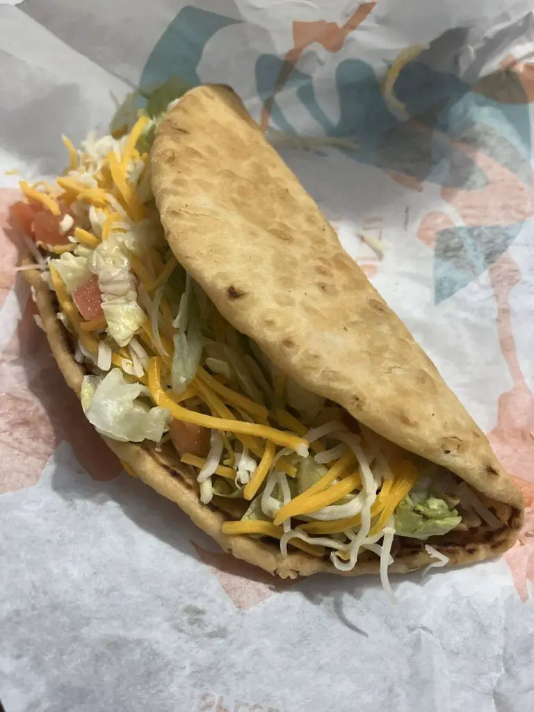 Taco Bell Bacon Club Chalupa Review Food Rankers 2345