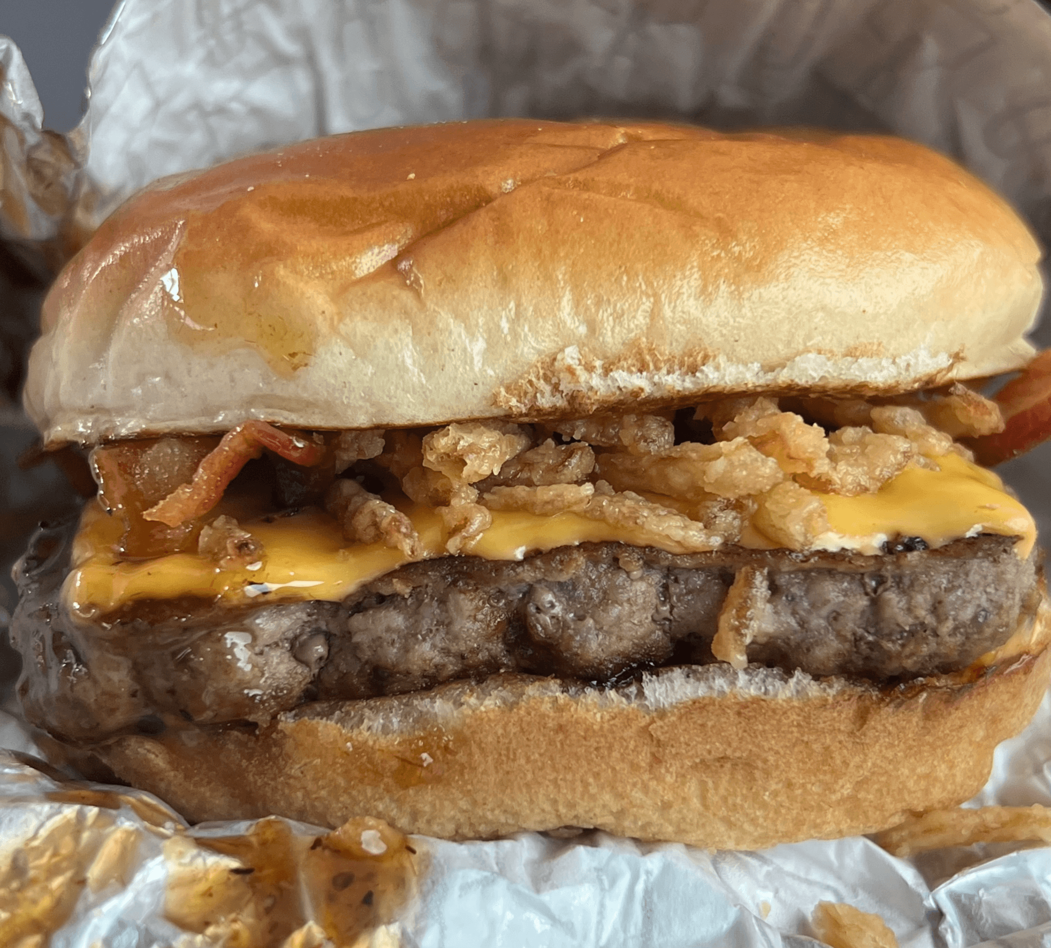 Wendy's Bourbon Bacon Cheeseburger (Review) - Food Rankers